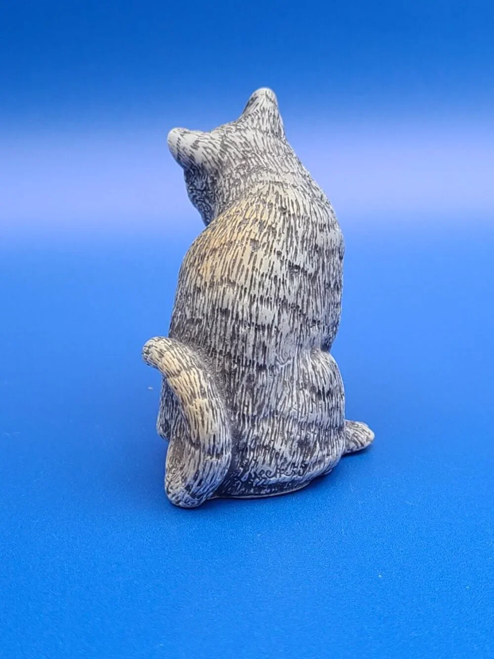 FARO Italy Vintage A. Lucchesi Cat Licking Paw Resin Figurine